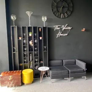  Homestay The Vixen House
